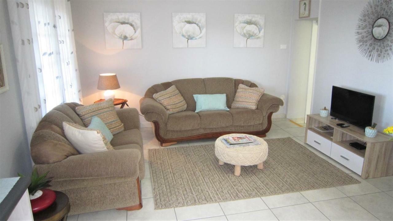 See Rus Self Catering Unit In Westbrook Kzn Private Neat And Cosy 외부 사진